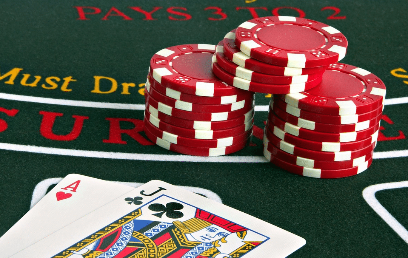 why-is-blackjack-better-than-poker-how-to-play-blackjack